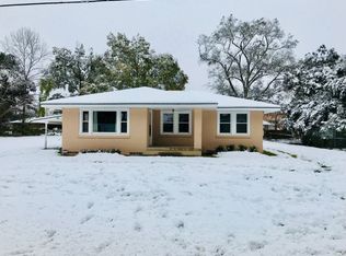 610 N Marchand Ave, Gonzales, LA 70737