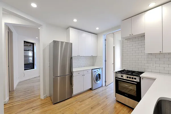 Rented by Aether Property Group | media 19