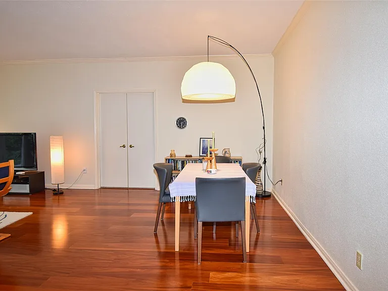 2425 Underwood St #346 — Photo 7