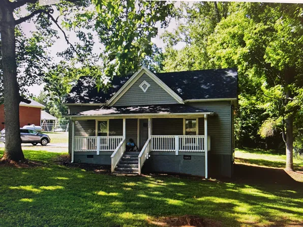 2022 Brooklyn Ave, Ramseur, NC 27316