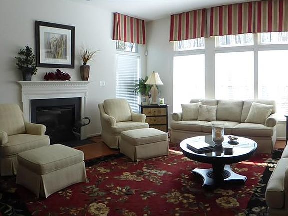 5th image of 38034 Bayview Cir W