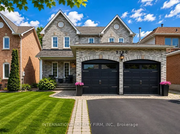 3180 Pebblewood Rd, Mississauga, ON L5N 6P5