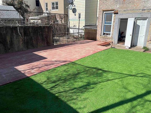 3rd image of 57 Beach St APT 1R