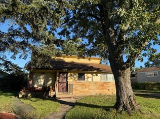 9025 N Greenwood Ave, Niles, IL 60714