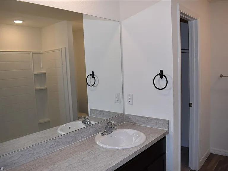 4795 Lacoco St — Photo 10