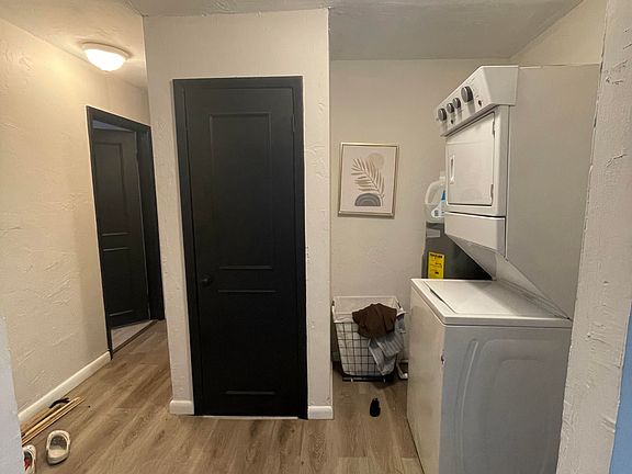 Laundry Area and Hallway