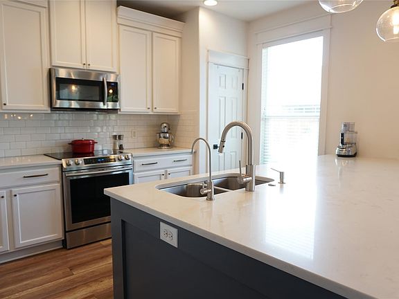 4th image of 8604 Capitol View Dr