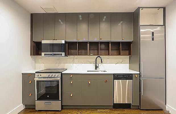1st image of 379 Sumpter St #1BB