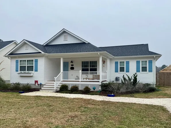 12 Johnson St, Onancock, VA 23417