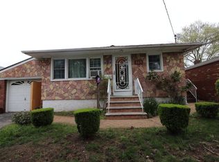 169 Caswell Ave, Staten Island, NY