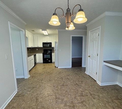 5th image of 8741 Hallwood Dr
