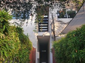 676 San Juan Ave