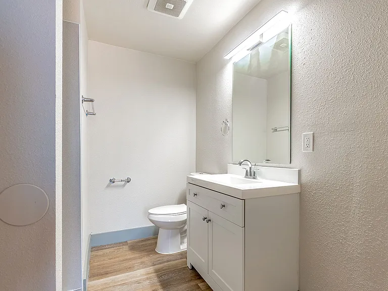 Centrally located community living. — Photo 20