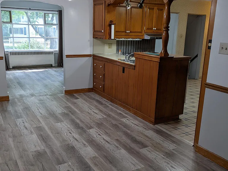 519 Wood St — Photo 8