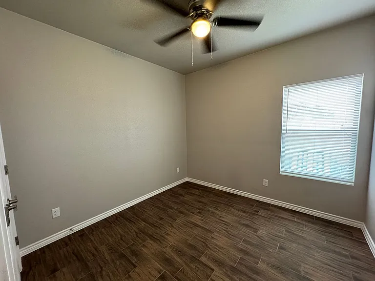 5403 Rose Garden Loop — Photo 20