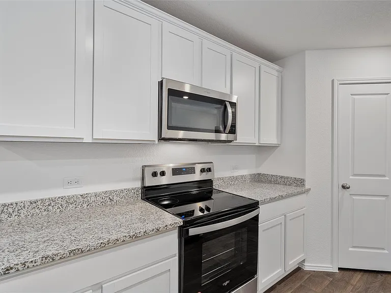 18609 Cremello Dr #B — Photo 5