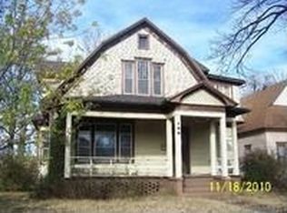 128 W 11th Ave, Hutchinson, KS 67501