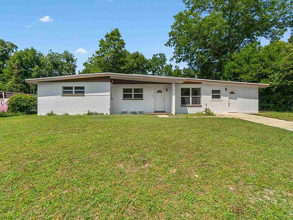 2nd image of 4513 Charmonte Way