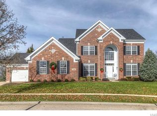 17667 Vintage Oak Dr, Glencoe, MO 63038