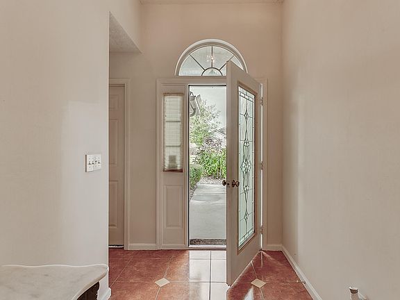 3rd image of 356 Summit Dr