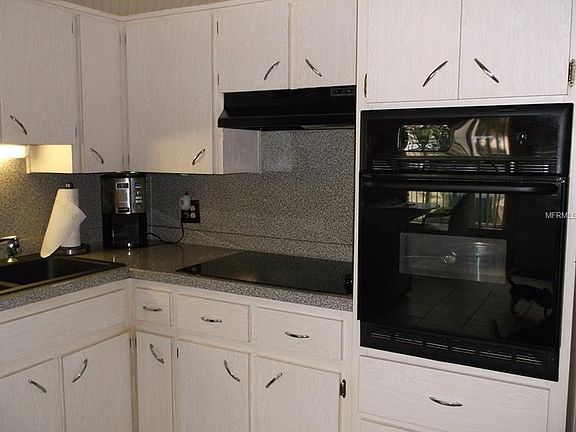 4th image of 2362 Jamaican St APT 18