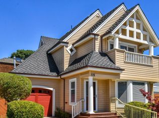 228 2nd Ave, Santa Cruz, CA 95062
