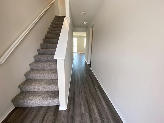 3rd image of 32949 Gelder Cir