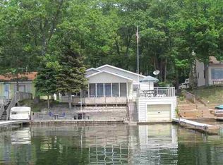 9293 W Oak Dr, Lake City, MI 49651
