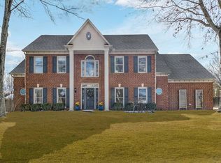 1041 Courtfield Cv, Collierville, TN 38017