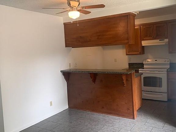 5th image of 2585 Yardarm Ave
