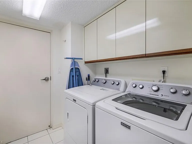 4041 Gulf Shore Blvd N #204 — Photo 26