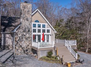 4775 Stormont Rd, Hartfield, VA 23071