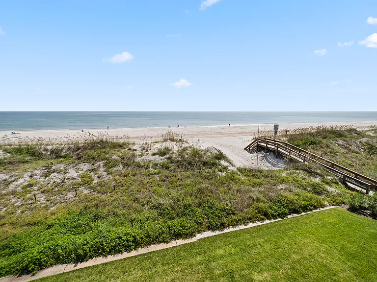 2200 Ocean Dr S #3C — Photo 33