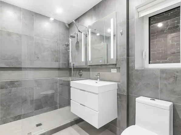 309 Ocean Parkway image 5 of 13