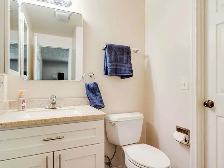 4601 Grandview Dr W #R310 — Photo 6
