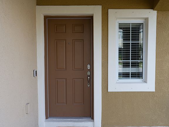 3rd image of 7084 Woodchase Glen Dr