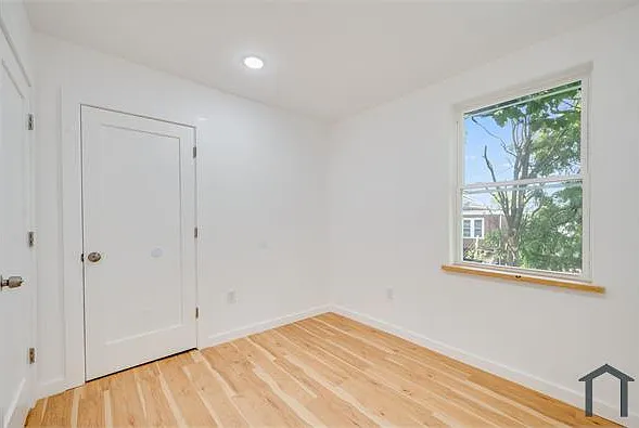 1617 Harrison St #3 — Photo 3