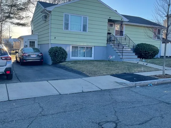 11 Coleman St, Malden, MA 02148