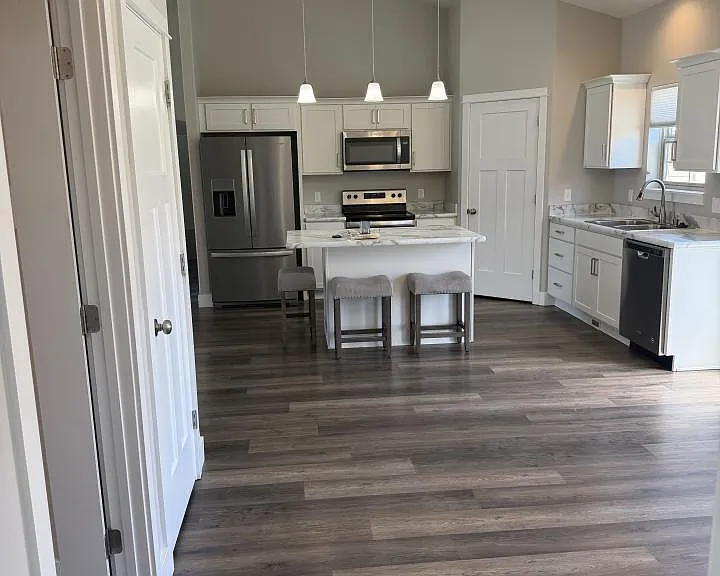807 Bitterbrush St — Photo 1