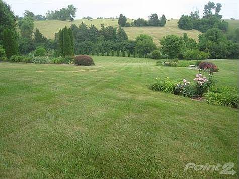 5th image of 227 Eric Dr