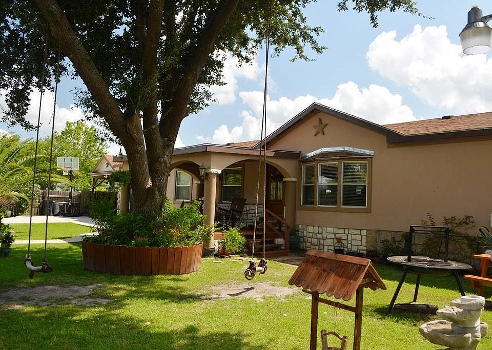 1st image of 10218 Ben Venue St