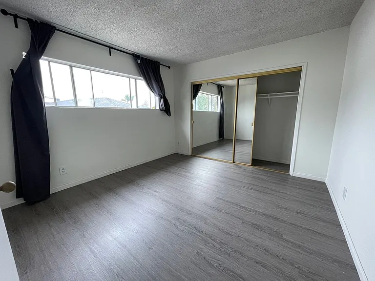 2139 Penmar Ave — Photo 5