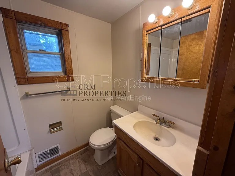 2324 N Buckeye St — Photo 13
