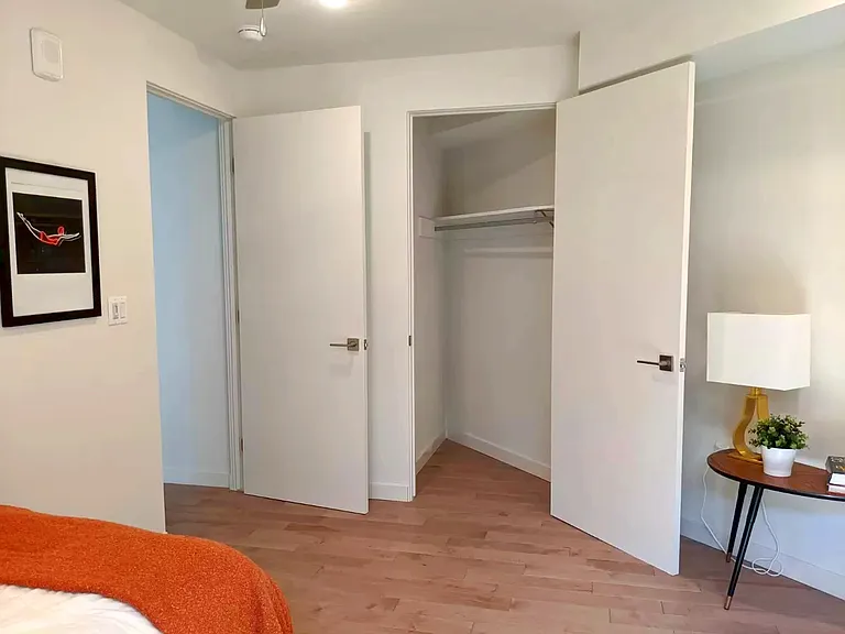 654 N Virgil Ave #214 — Photo 11