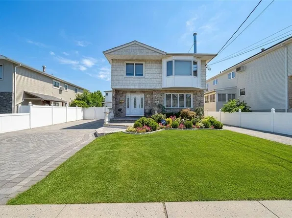 162 Stroud Ave, Staten Island, NY 10312