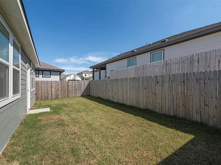 1212 Wild Leaf Way — Photo 23