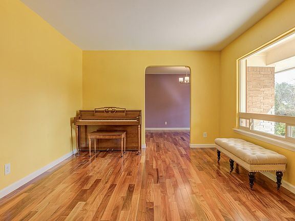 4th image of 3606 Winfield Cv