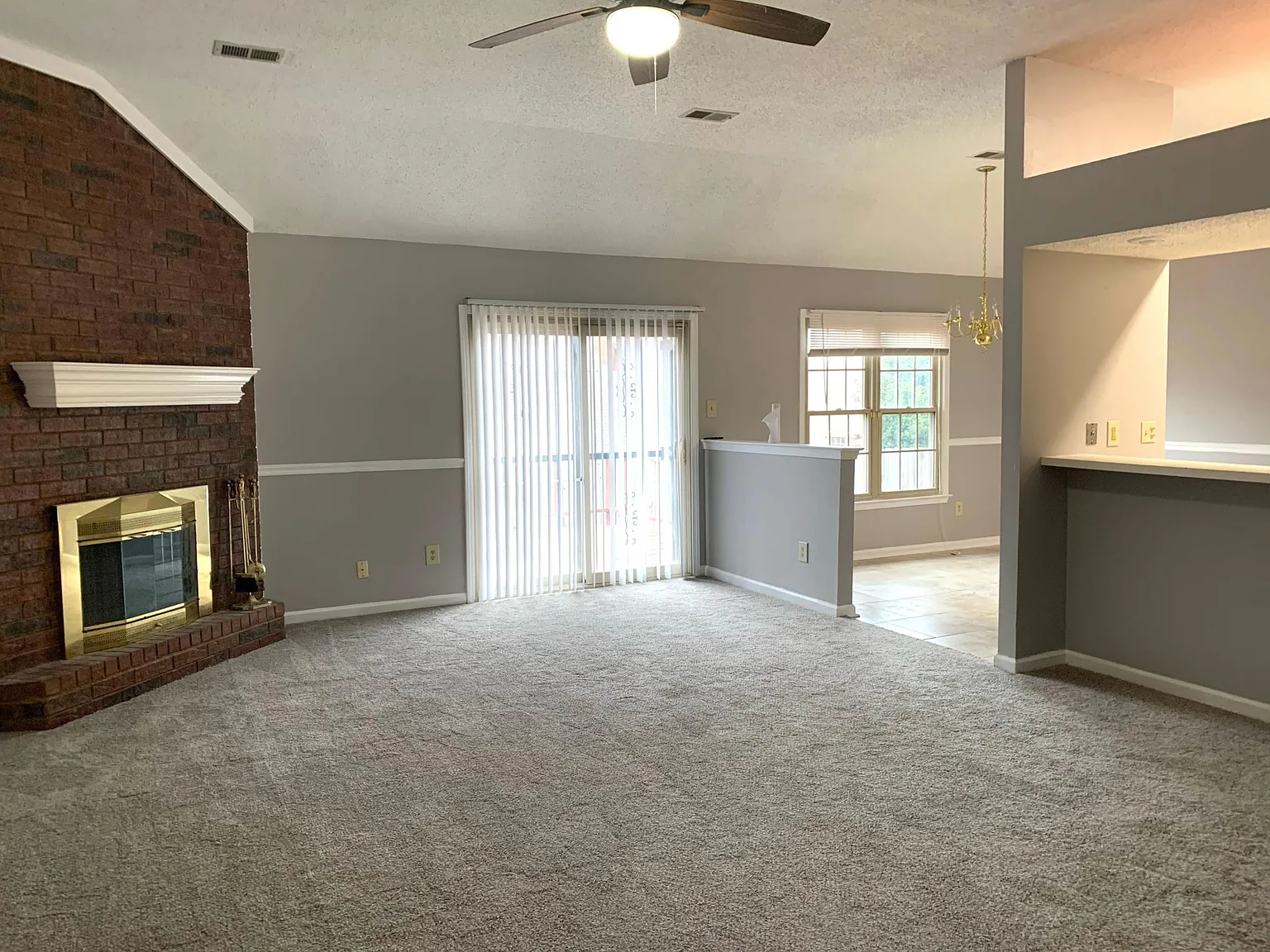 3 bed, 1517 sqft, $1,590 — Photo 2