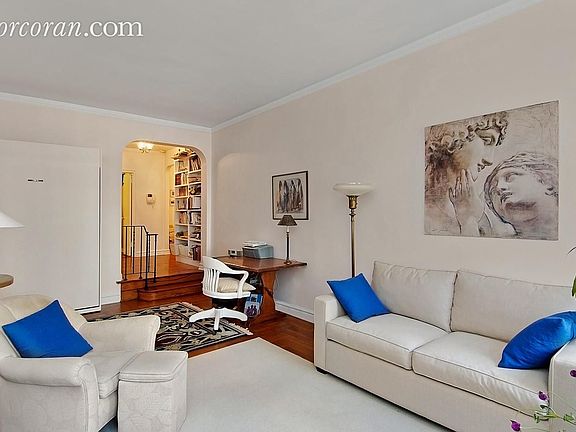 4th image of 155 W 20th St APT 6C