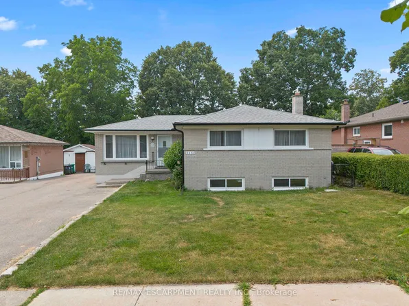 1272 Kelly Rd, Mississauga, ON L5J 3T9